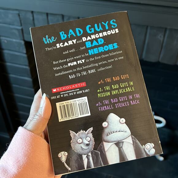 The Bad Guys Collection Paperback by Aaron Blabey Author, Illustrator Comic - Picture 2 of 4